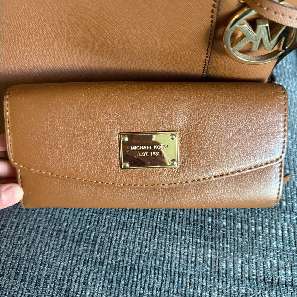 Michael Kors Brown Leather Tote with Brown Leather Wallet - Picture 3 of 5